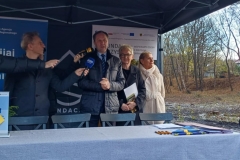 50913dca-f373-4dde-ae19-bdb0669819d4