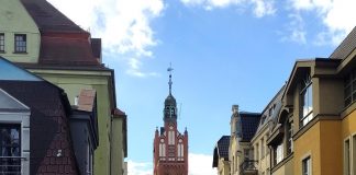 „Jazda na gapę”, czyli o rozszerzeniu  granic miasta