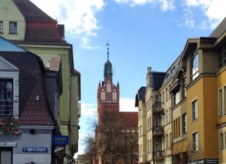 „Jazda na gapę”, czyli o rozszerzeniu granic miasta