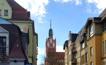 Koalicja Obywatelska w wyścigu o fotel prezydenta Miasta Słupska wystawia Pawła Szewczyka. Rozmawiamy z Posłem RP Zbigniewem Konwińskim