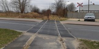 Pociągi w miejskim krajobrazie