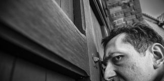 O człowieku nadliczbowym i niepotrzebnym, czyli zamek- Franza Kafki