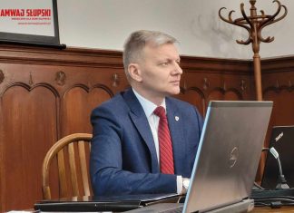 Adam Treder, kandydat na prezydenta Słupska obiecuje darmowe przejazdy dla uczniów i dialog z mieszkańcami