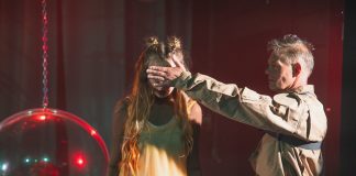 „Mały Książę” w Nowym Teatrze. Czyli „narysuj mi baranka”