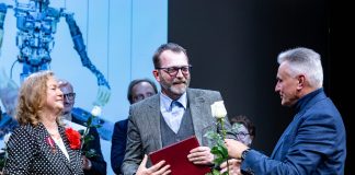 Teatr w ruchu – dekada zmian