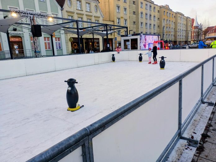 a63c0743-acdb-45b3-b647-b6871f828928