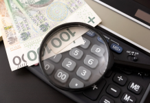 Ile wart jest „dodatkowy zakres obowiązków”? Dodatki samorządowców w regionie słupskim