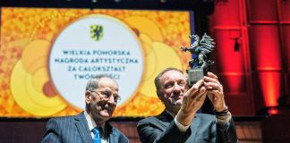 Leszek Kułakowski z Wielką Pomorską Nagrodą Artystyczną