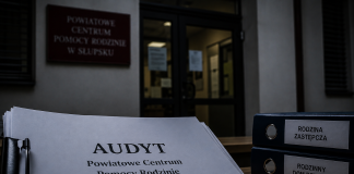 Audyt po śmierci Róży. Co naprawdę wydarzyło się w systemie pieczy zastępczej?