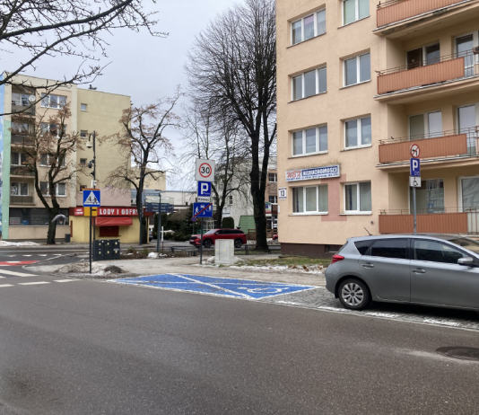 Wojewoda punktuje Słupsk. Spór o parkingi i bezpieczeństwo