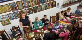 Z Witkacym przy sztalugach, z piratami na zamku. Edukacja muzealna w Słupsku